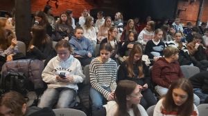 WIZYTA W TEATRZE