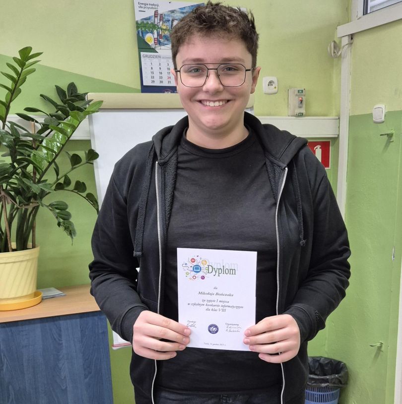 SP5 - MISTRZEM POWIATU W PIŁCE RĘCZNEJ CHŁOPCÓW