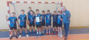 SP5 - MISTRZEM POWIATU W PI�CE R�CZNEJ CH�OPC�W