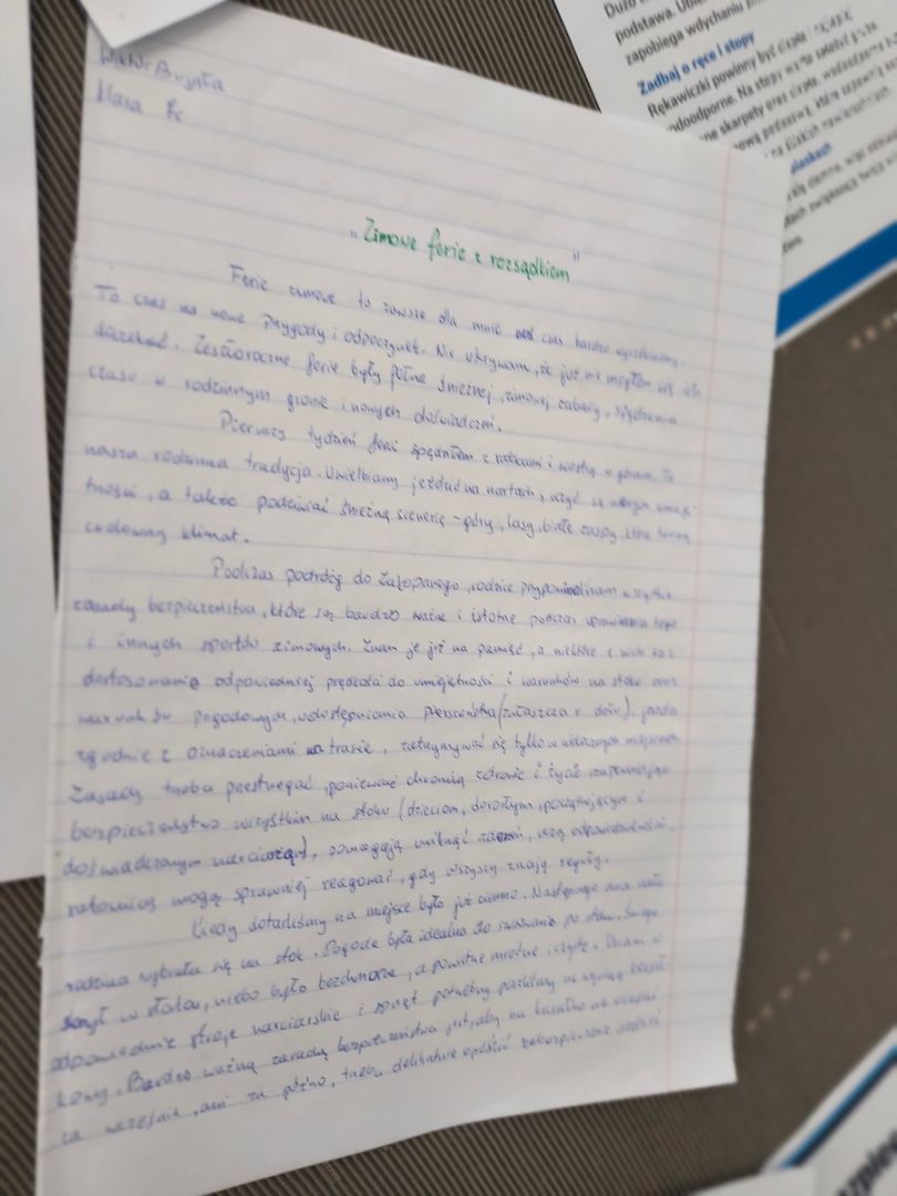 Choinka dla m�odszych klas - pe�na rado�ci i u�miechu!